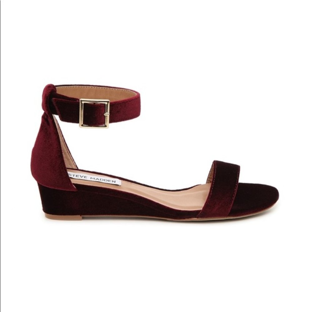 Steve Madden Margie Burgundy Velvet Wedge Sandals Women's 9.5